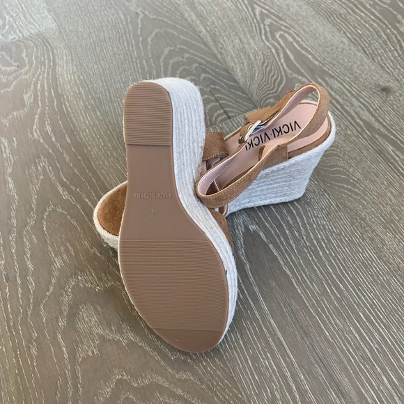 Vicki Vicki platform wedge sandals - Picture 4 of 5